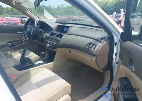 2010 Honda Accord 2.4 Lx-P из США, поврежденный, VIN 1HGCP2F40AA013035